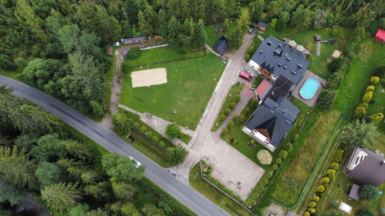 Gosciniec Ozna Hotel Kiczora Exterior photo